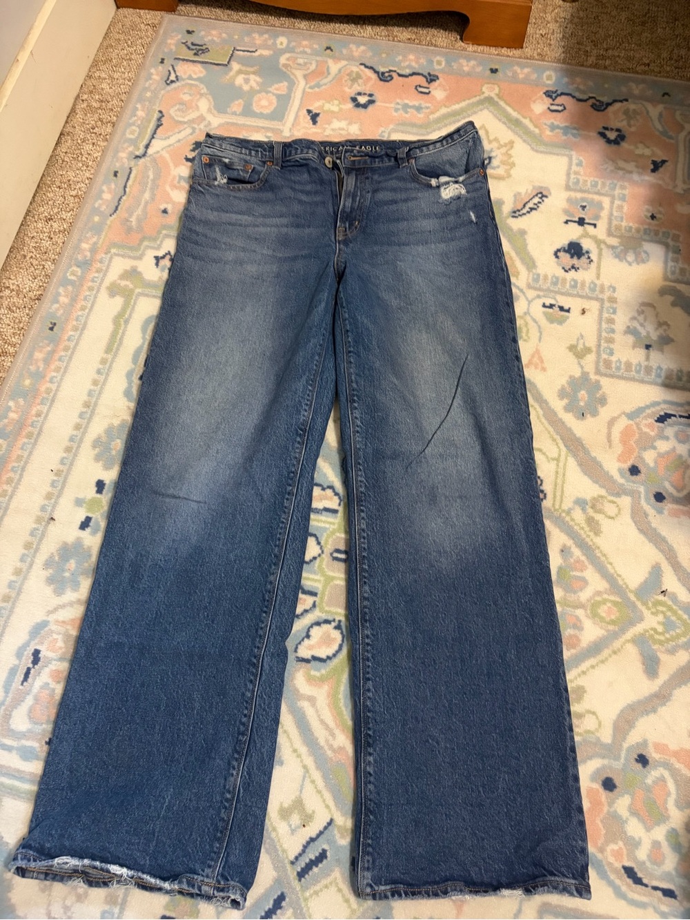 American Eagle Outfitters High-Rise Wide-Leg Jeans in Medium Blue